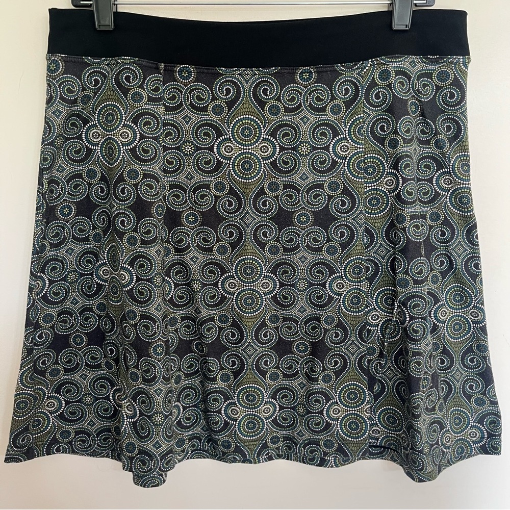 Prana Womens M Green Blue Mosaic Swirl Dot Print Active Skirt Made in USA